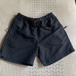 nike acg trail short